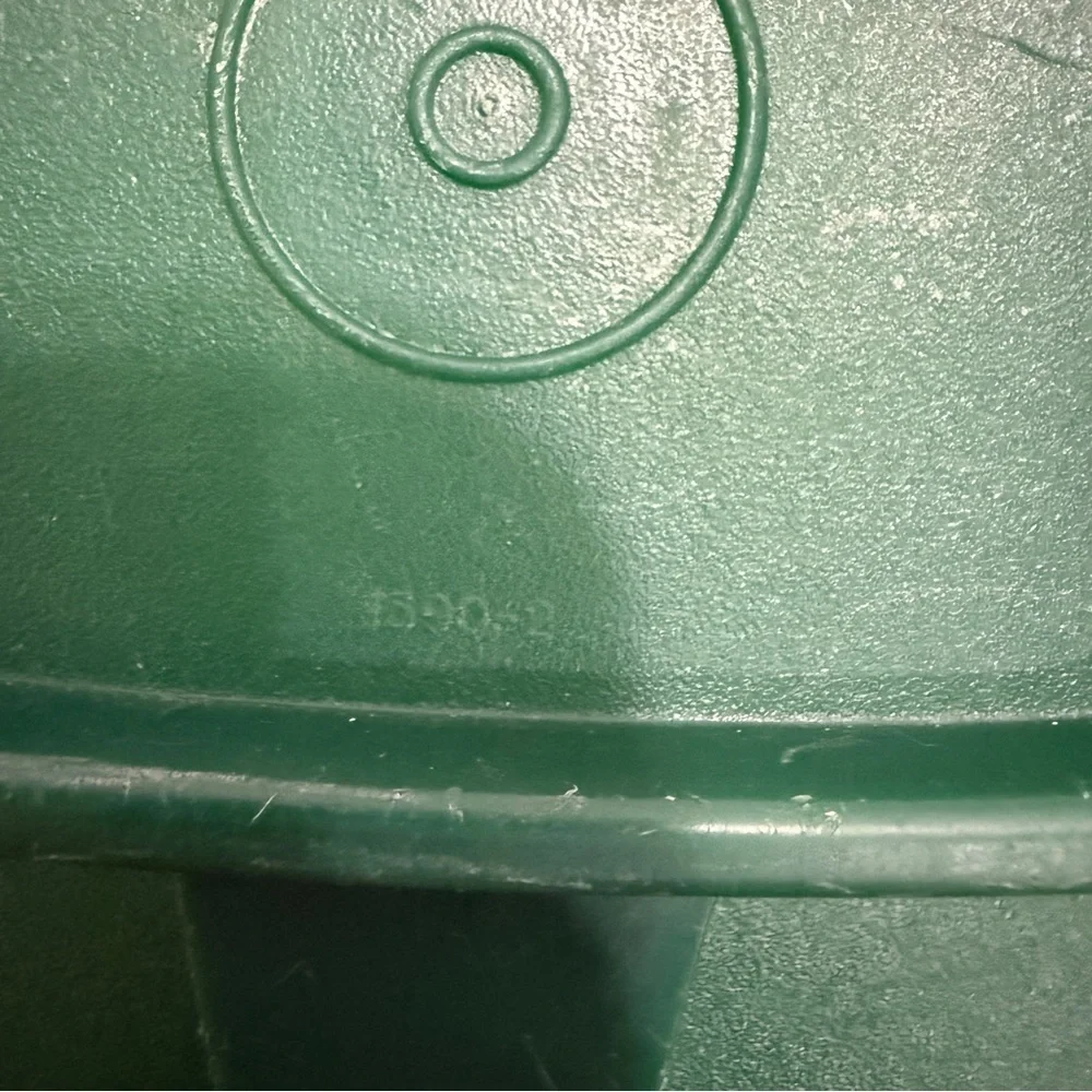 Vintage Tupperware 1588-1 Large Cereal Keeper with Green Lid